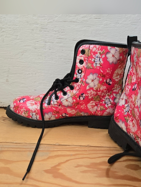 Pink Floral Combat Boots Size 40 (US 9) - Picture 7 of 10